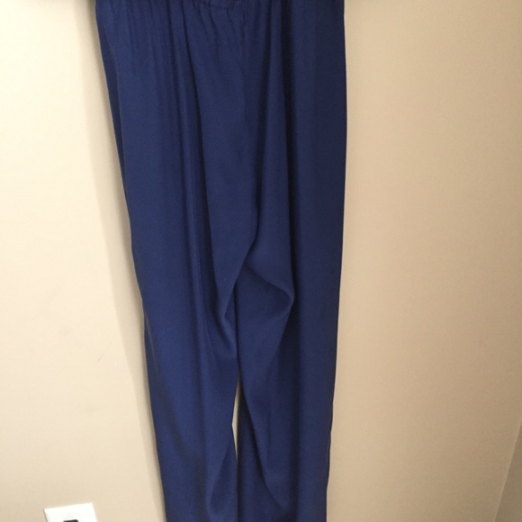 Tucker NYC sleeveless blue drape jumpsuit M - Picture 10 of 16